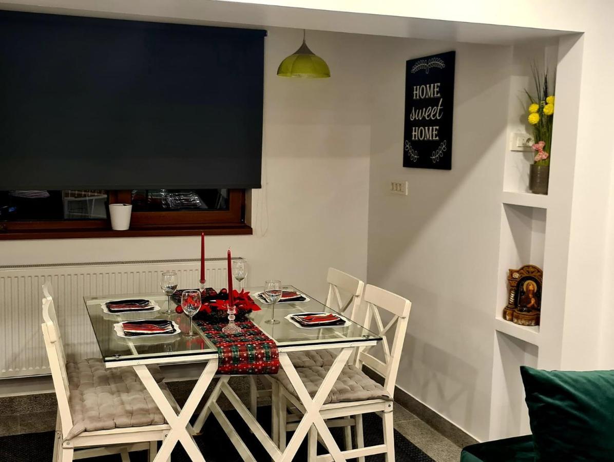 La Fluturi Apartament Apartment Сучеава Екстериор снимка