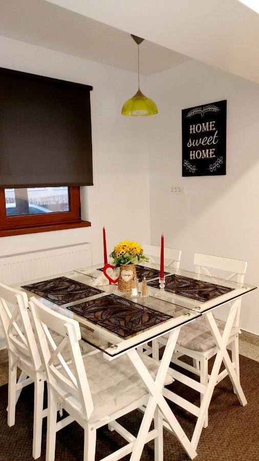 La Fluturi Apartament Apartment Сучеава Екстериор снимка