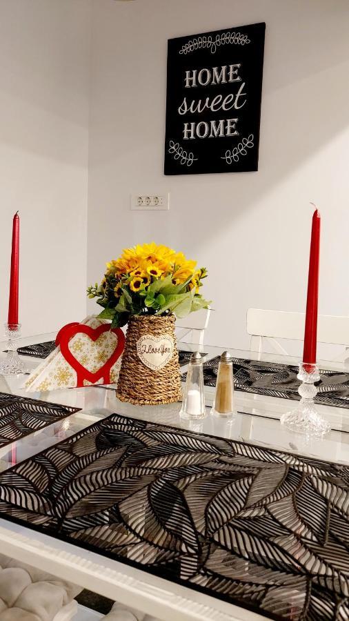 La Fluturi Apartament Apartment Сучеава Екстериор снимка