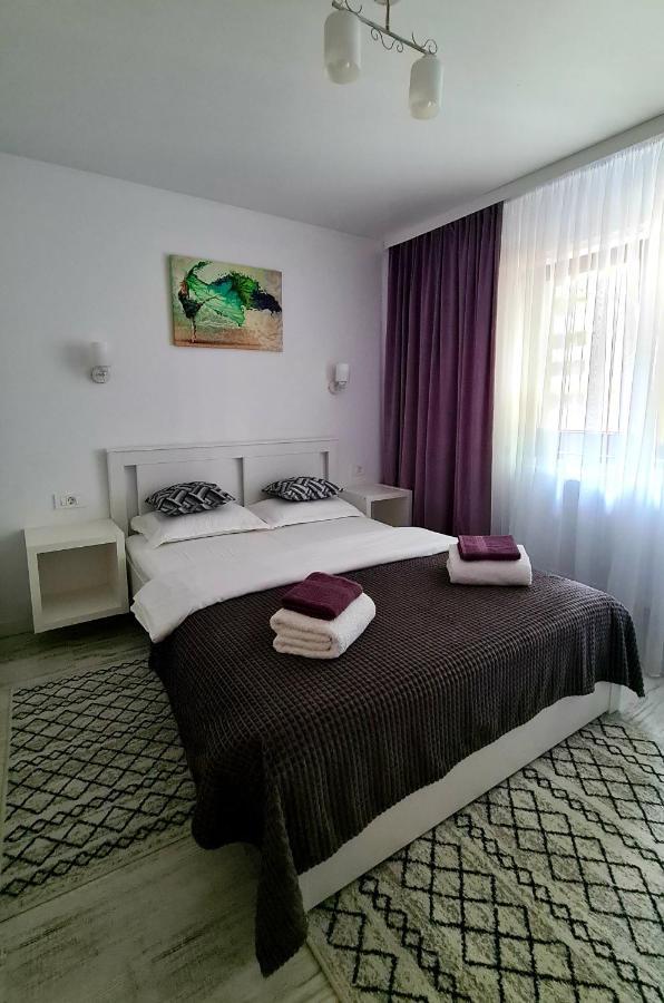 La Fluturi Apartament Apartment Сучеава Екстериор снимка